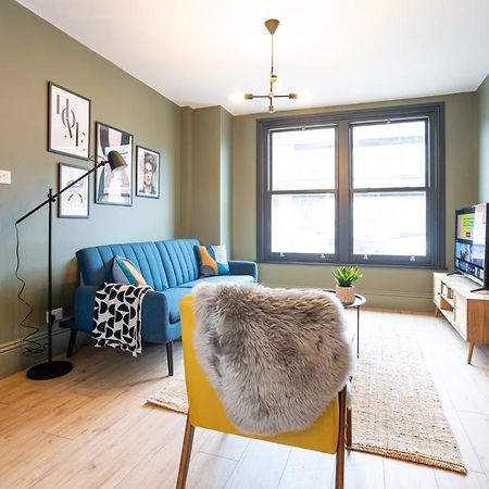 Stunning Scandi 3 Bed House In Manchester-Parking Villa Exterior foto